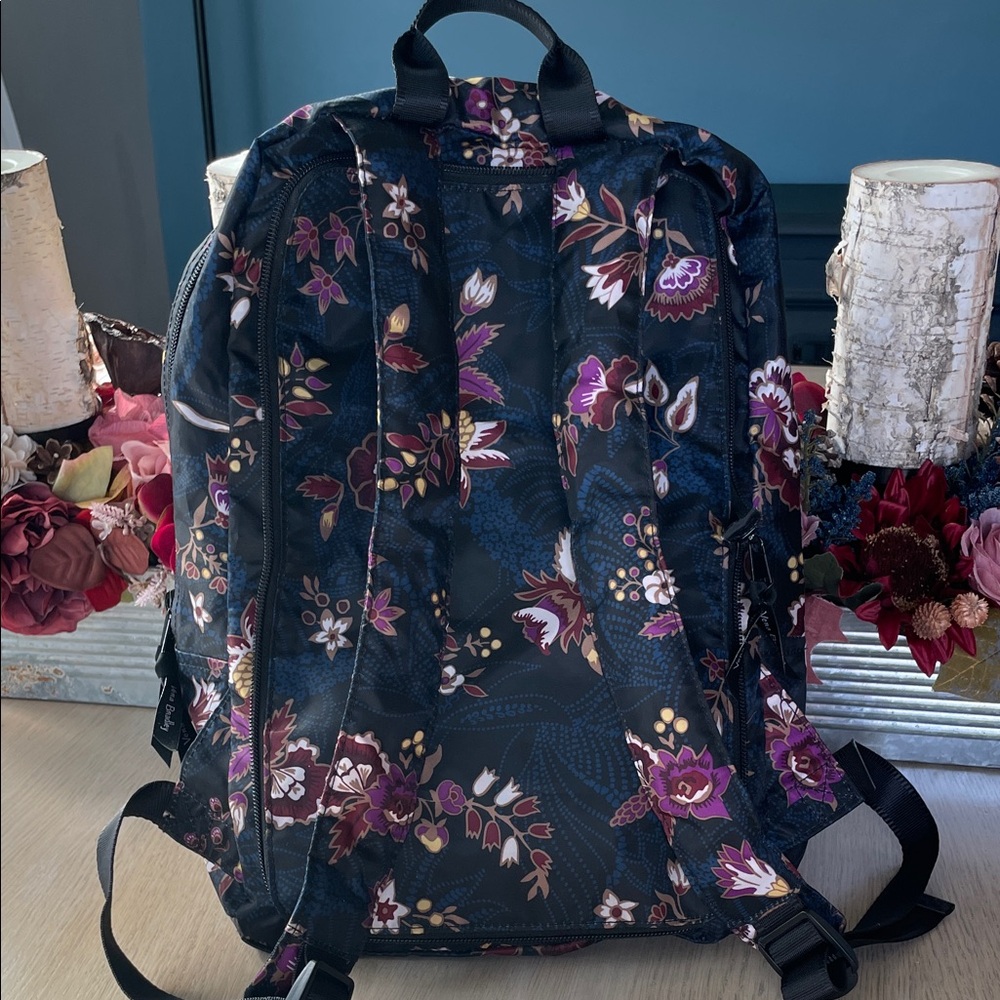 💙 Vera Bradley “Garden Dream” packable backpack - Picture 2 of 16
